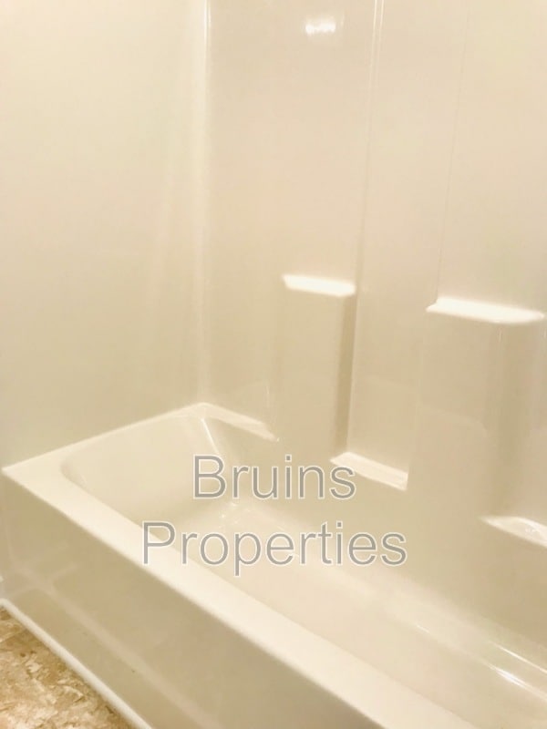 Building Photo - 2606 Pennoak Way