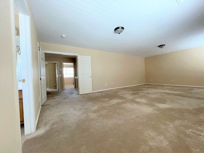 Building Photo - Two-story 4 BR & 3 BA designs offer luxuri...