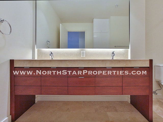 Building Photo - Beautiful Meriweather Condo with Spectacular Views