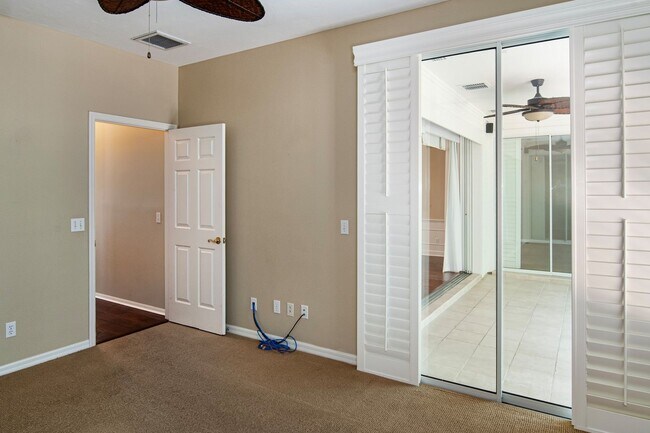 Building Photo - 710 Timber Ridge Trail SW