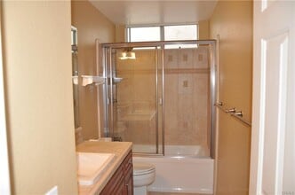 Building Photo - 1713 Goodman Ave