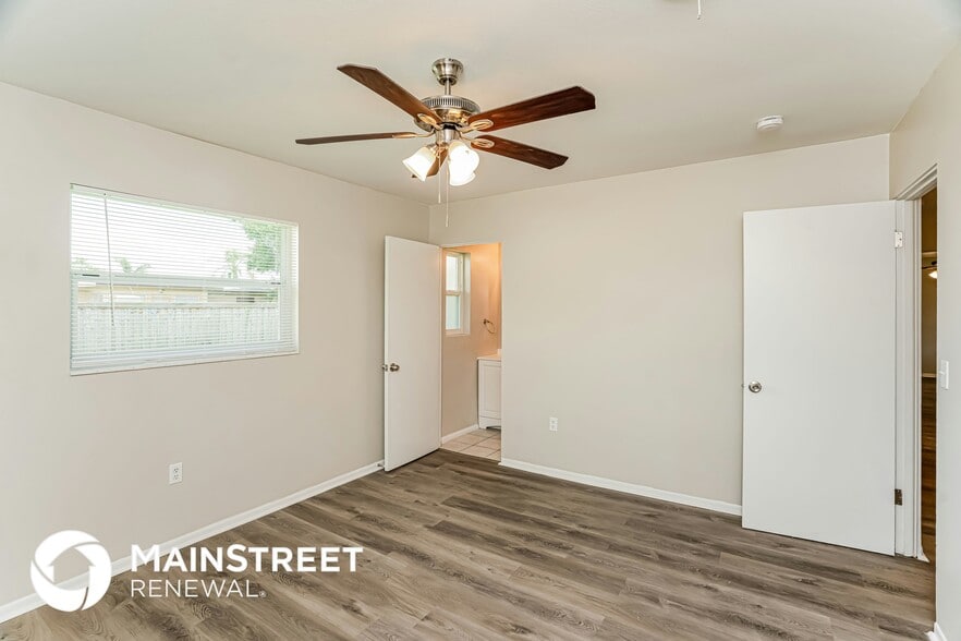 Building Photo - 604 Shamrock Blvd