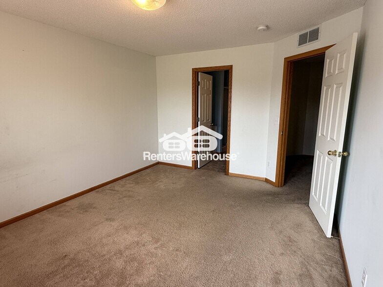 Building Photo - 17058 Embers Ave