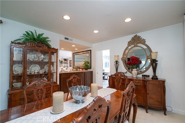 Building Photo - 25562 Eastwind Dr