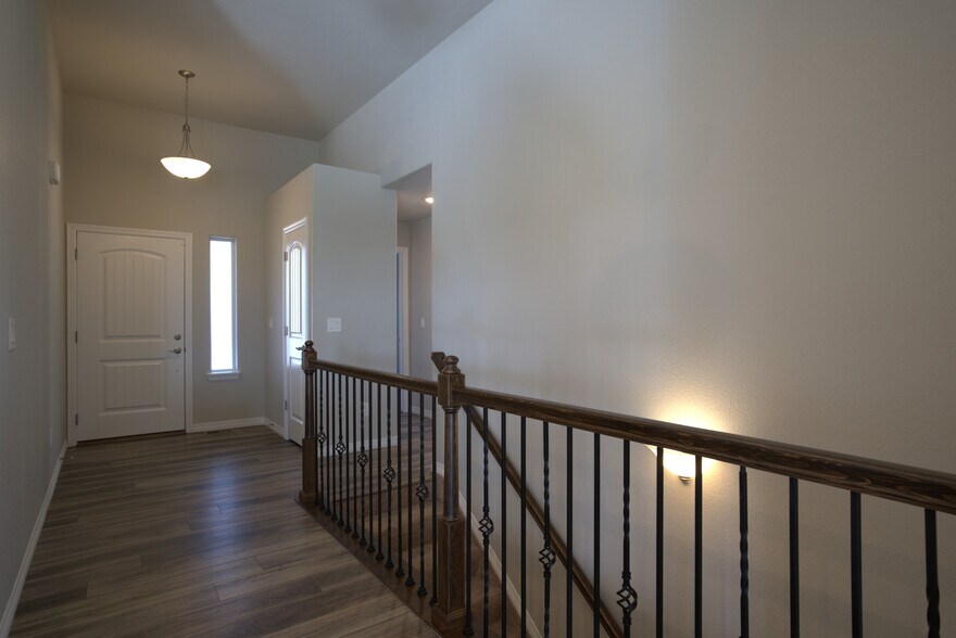 Building Photo - 9792 Fairway Glen Dr