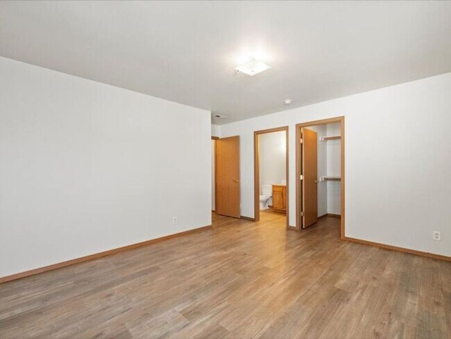 Building Photo - 6305F Chapel Hill Blvd