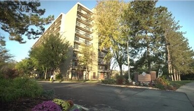 Building Photo - 7988 N Michigan Rd