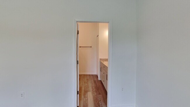 Building Photo - 4028 SW 7th Pl