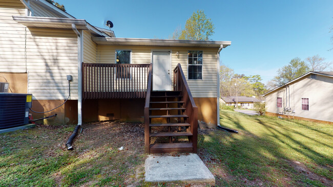 Building Photo - 8038 Colquitt St