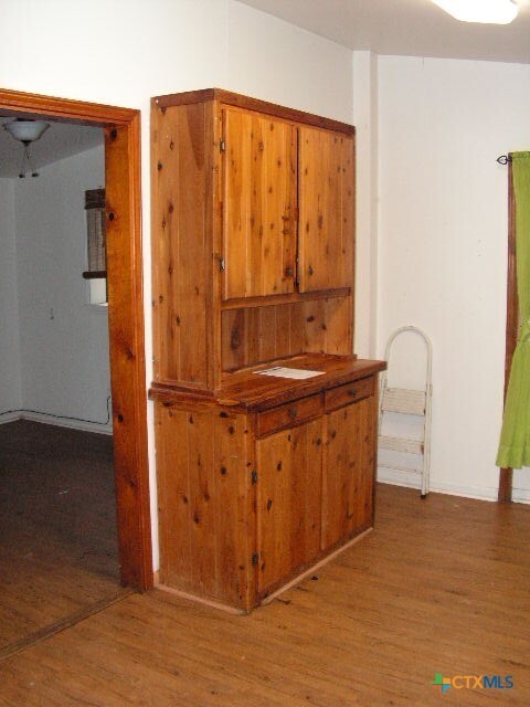 Building Photo - 1910 FM2673