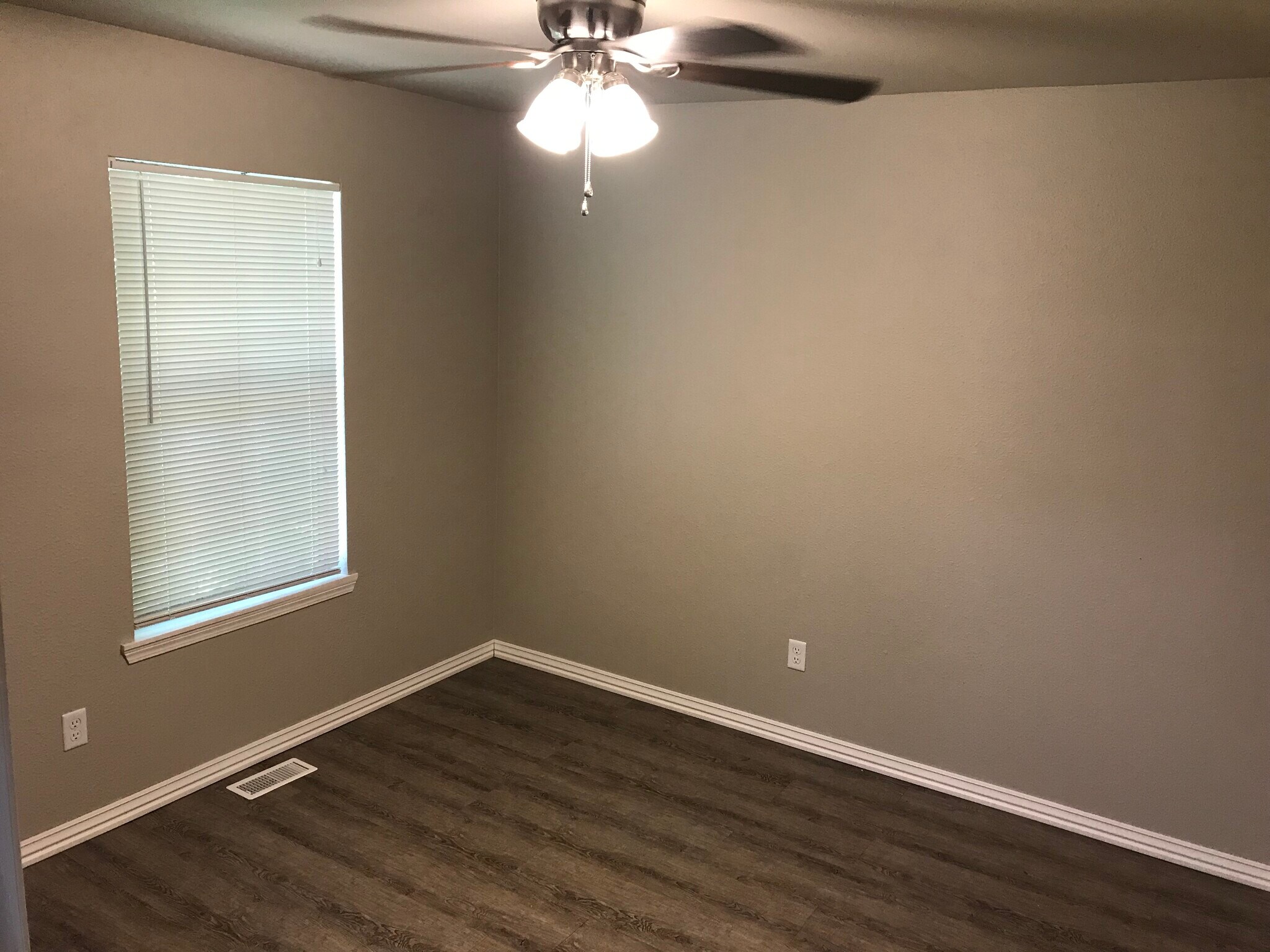 Bedroom - 1382 N Dawn Dr