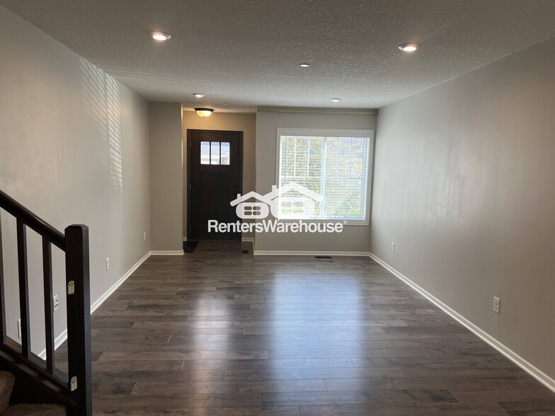 Building Photo - 7110 Calumet Ct