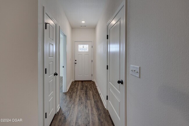 Building Photo - 410 Alex Jordan Dr.