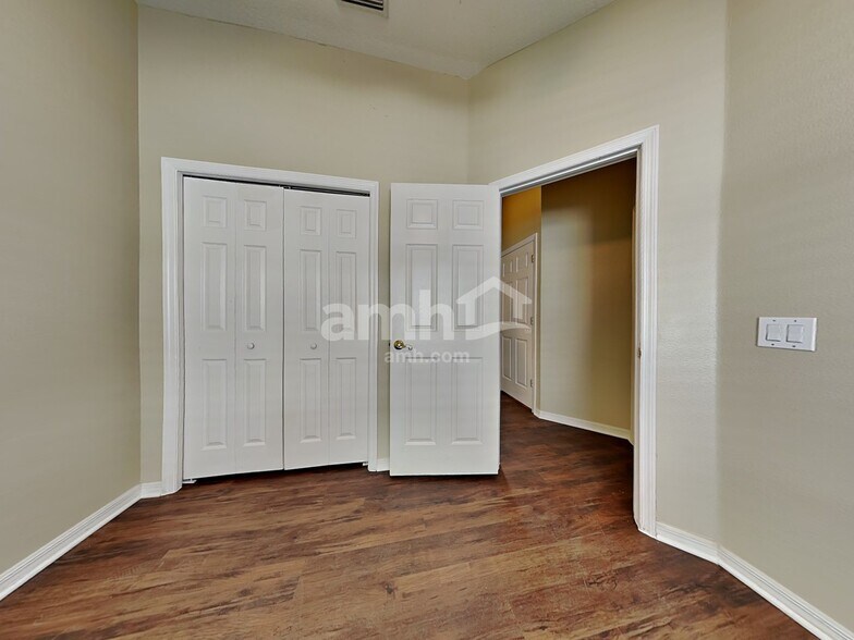 Building Photo - 8622 Tidal Bay Ln