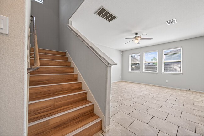 Building Photo - 1326 Seagler Pond Ln