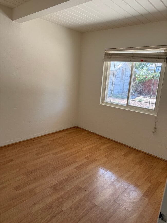 Building Photo - $3,700 / 4 BR - Comfortable 3-Bedroom Fremont Rental in Prime East Bay Location!