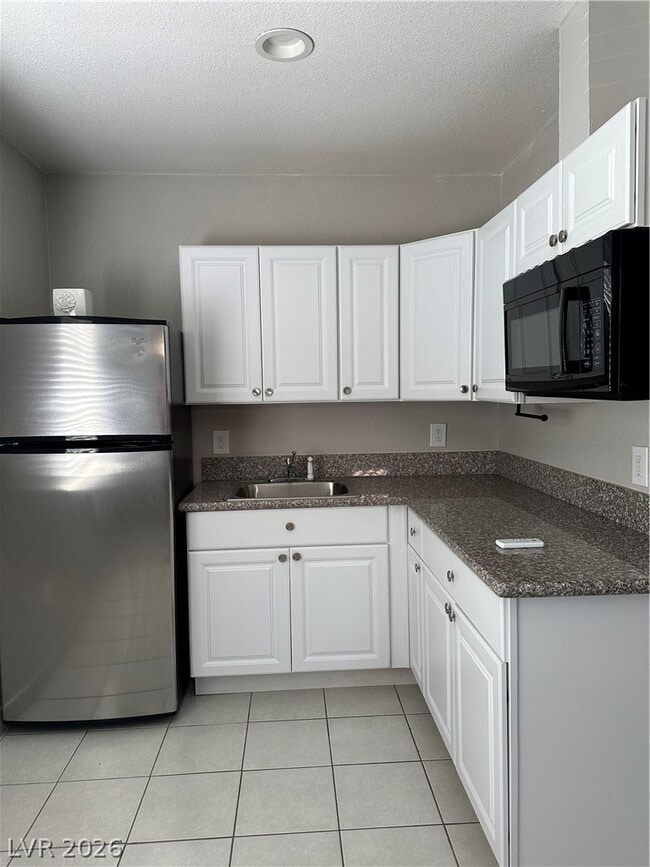 Building Photo - 5334 Beaverhead Dr