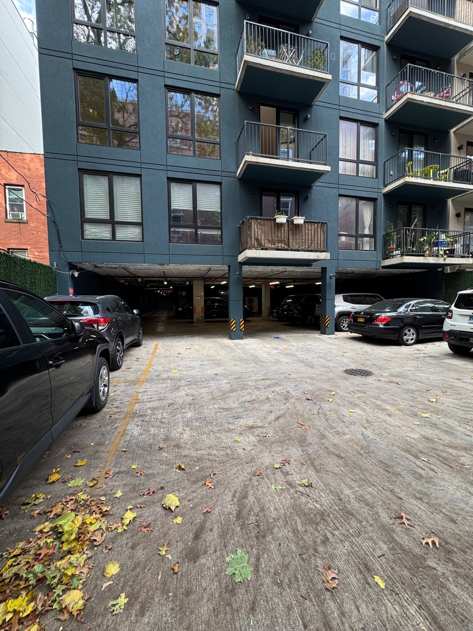 Building Photo - 150 Lenox Rd