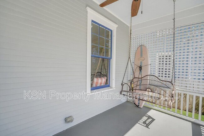 Building Photo - 517 E 40th St