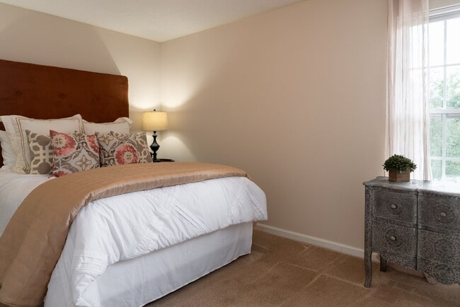 Building Photo - Available Now 2 Bedroom 2 Bath $1,299/mo - $0-Deposit