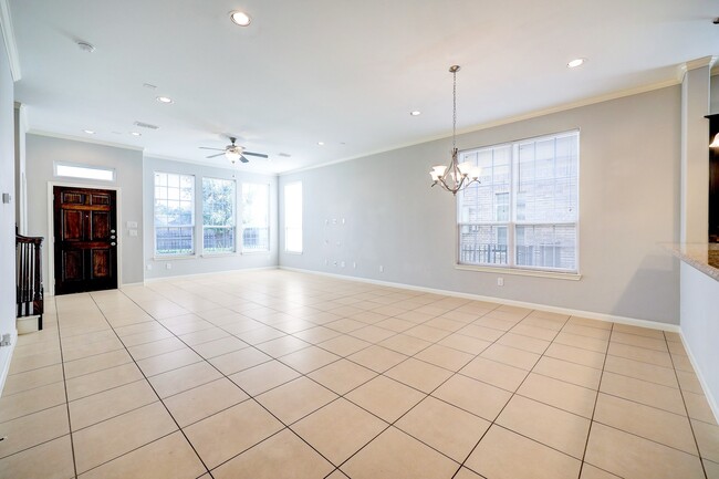 Building Photo - 2727 Misty Heath Ln