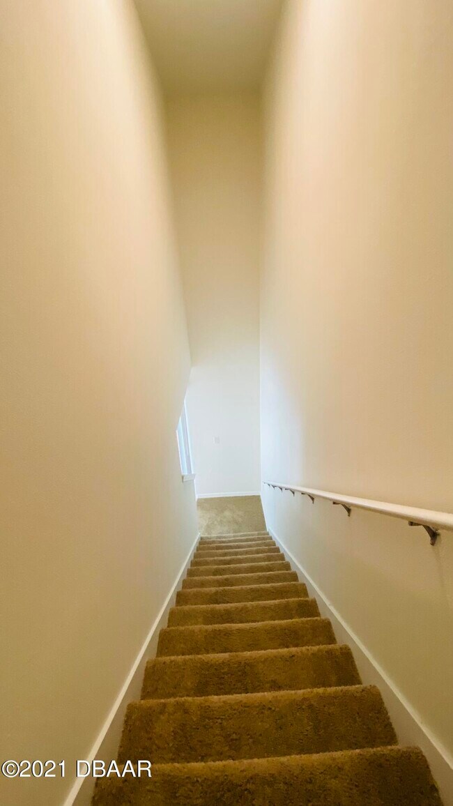 Building Photo - 8 Bella Oaks Dr