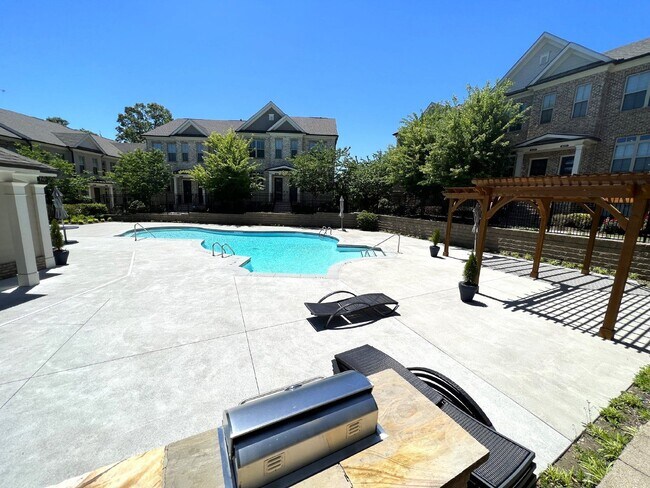 Building Photo - 4353 Parkside Pl