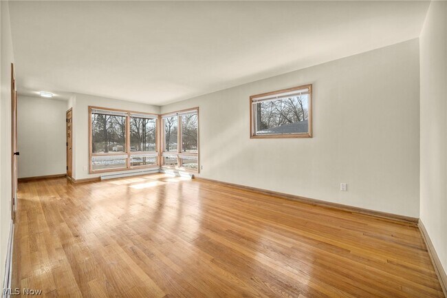 Building Photo - 1171 Jason Ave