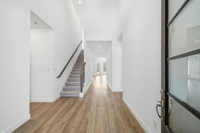 Building Photo - 4619 Sleepy Retreat Trl