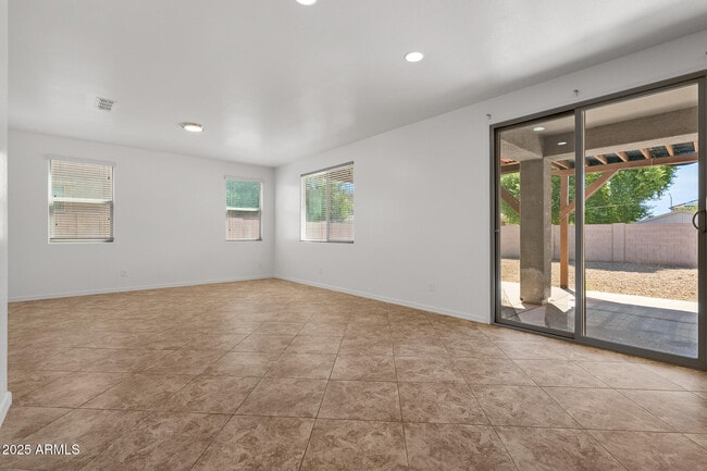 Building Photo - 11723 W Port Au Prince Ln