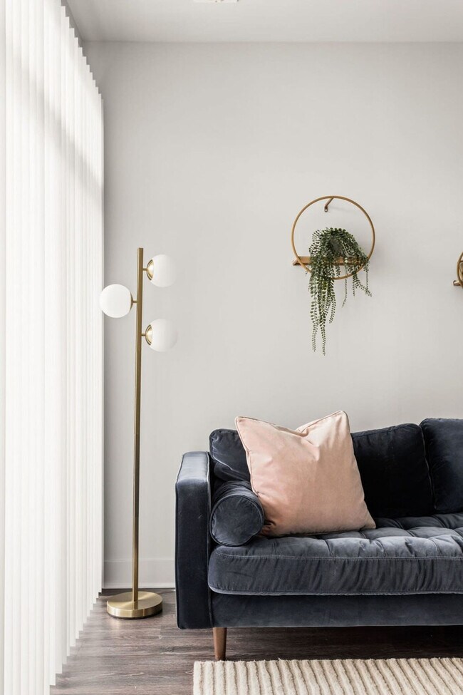 Building Photo - 8510 Westfield Blvd