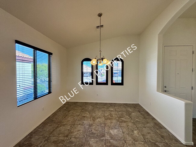 Building Photo - 9906 N Niobrara Way