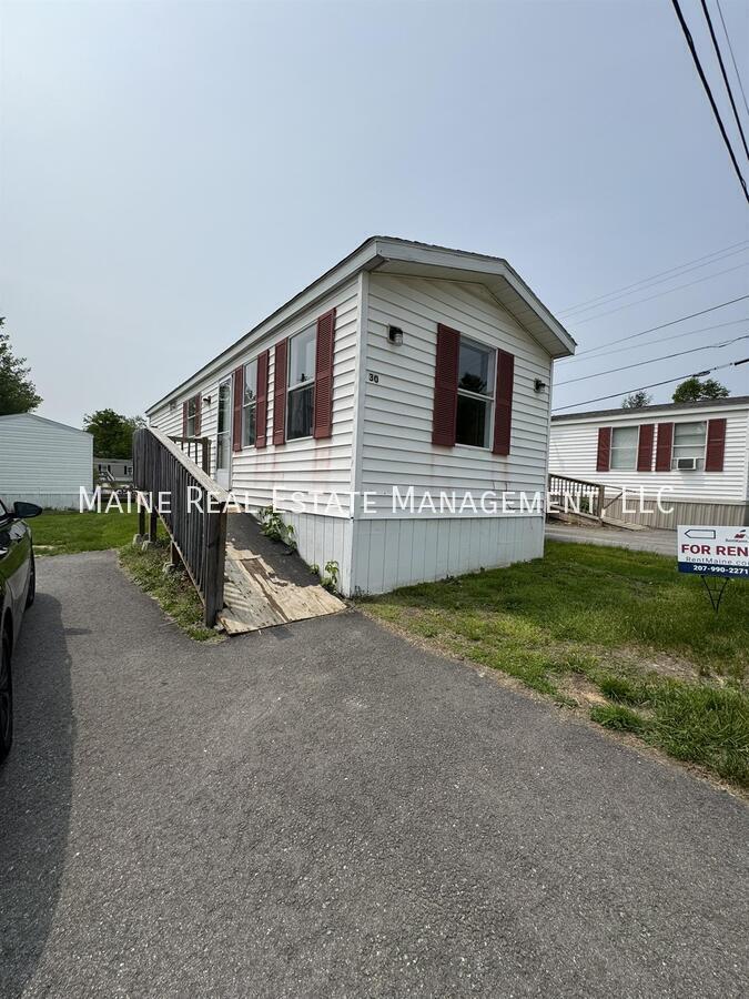 Building Photo - 30 Morton Ave