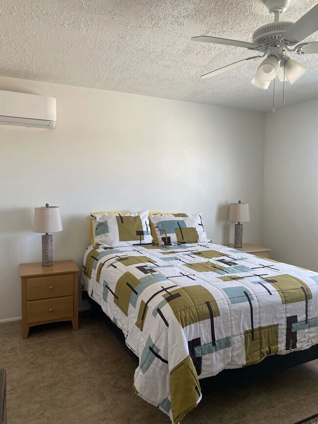 Building Photo - Furnished 2BR Joshua Tree Retreat | Ideal for 3–6 Month Stay |