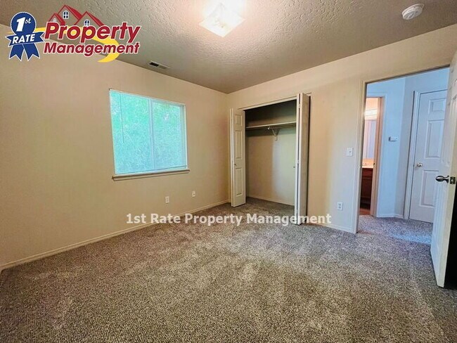 Building Photo - 16025 N 19th St