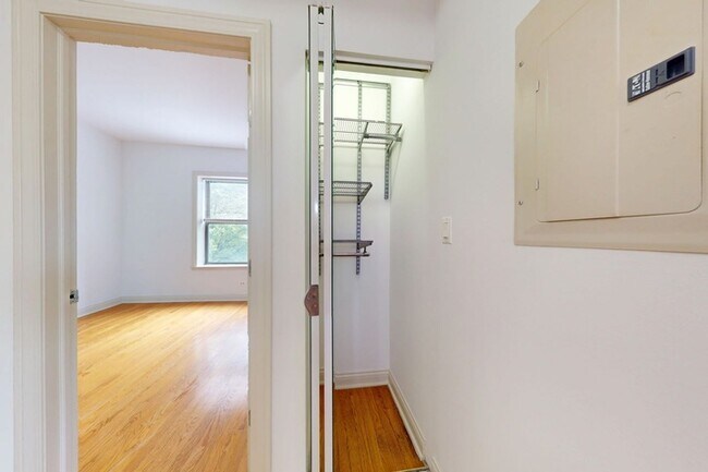 Floorplan - 5355-5361 S. Cottage Grove Avenue