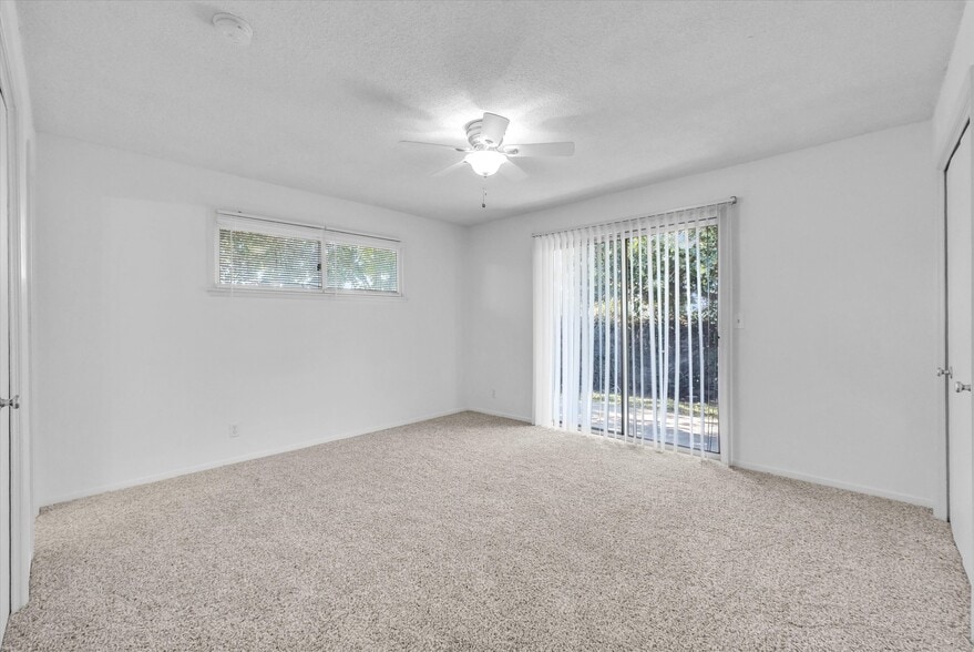 Primary bedroom - 13981 Brenan Way