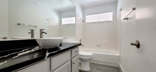 Building Photo - 73 Sea Holly Way