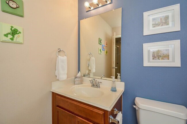 Building Photo - 3322 Aegean Dr
