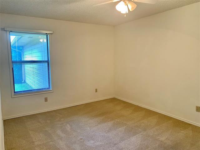 Building Photo - 4914 Ledgestone Dr