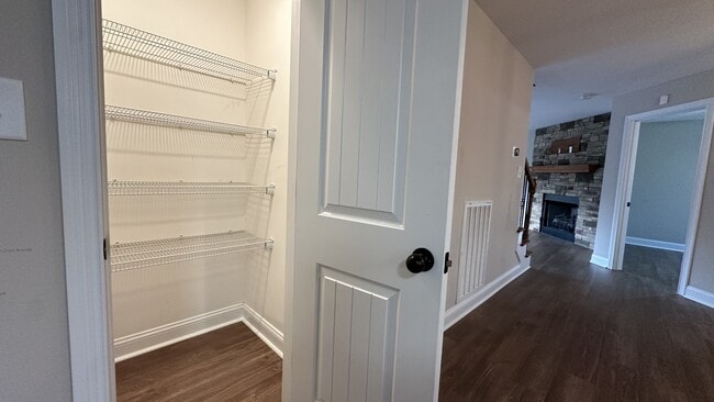 Building Photo - 3149 Timberdale Dr