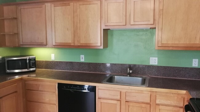 Building Photo - 4727 Tantra Dr