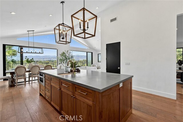 Building Photo - 11553 Sunshine Terrace