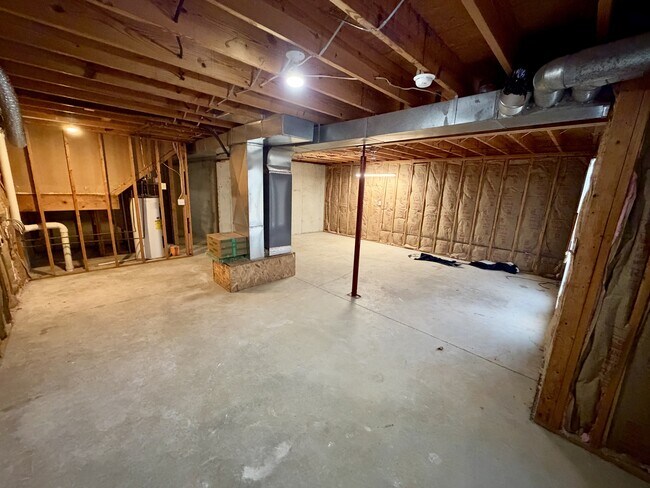 Building Photo - 113 Manor Ave