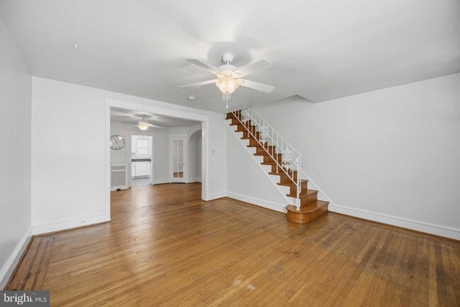 Building Photo - 3323 Tilden St