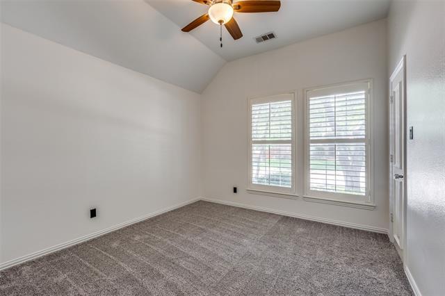 Building Photo - 4684 Old Pond Dr