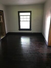 Building Photo - 118 Clay St