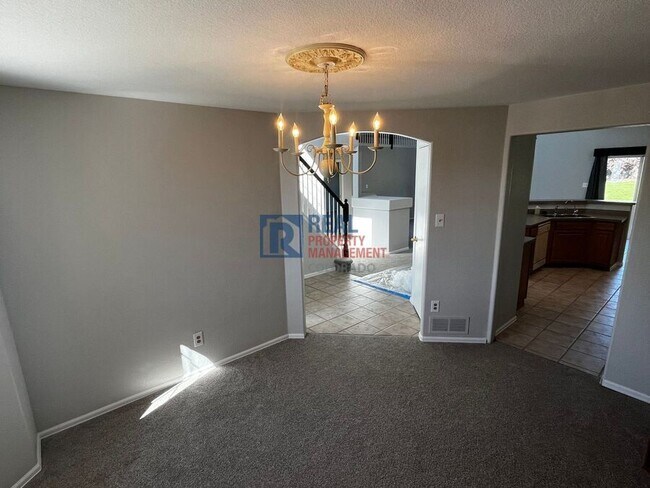 Building Photo - 4810 Eagle Blvd