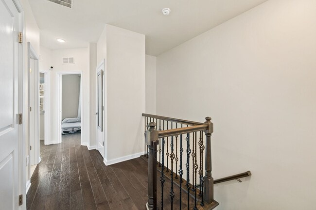 Building Photo - 84 Truman Dr