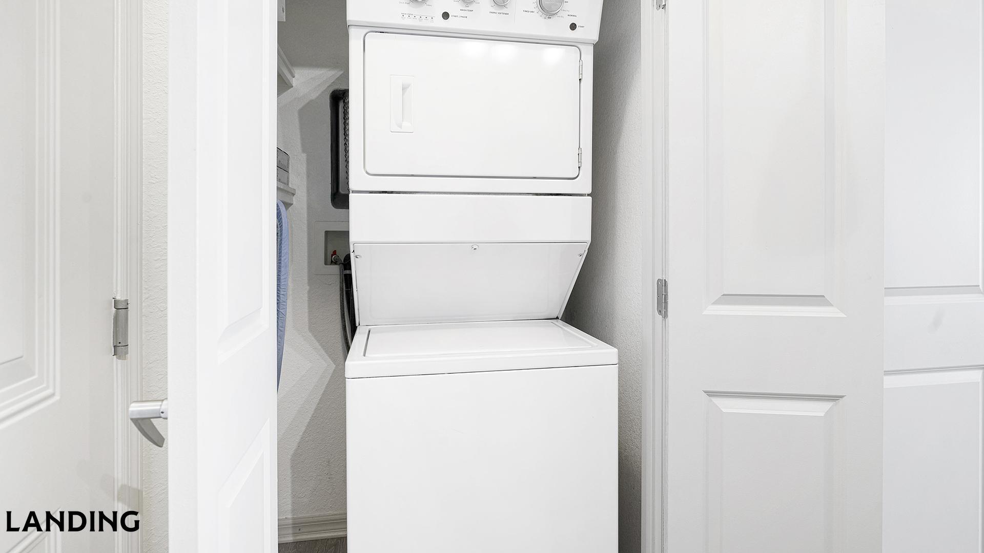 Building Photo - 9301 Summit Centre Way